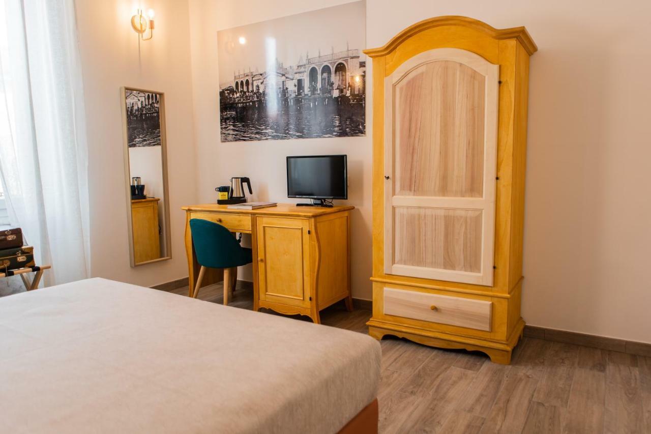 Demithos Rooms La Spezia Exterior photo